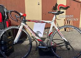 Razziavano bici da corsa alle gare, smantellata la gang