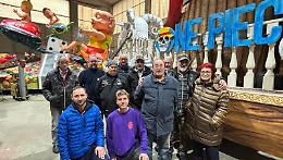 Dietro le quinte del carnevale: «Lavoro senza tregua,  ma vince la passione»