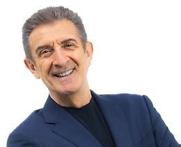 Greggio: «Faccio ridere e ne sono orgoglioso»