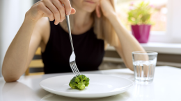 Disturbi alimentari, il 13 marzo ambulatorio aperto