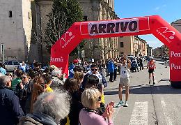 Orsoni domina la gara di marcia  e viene acclamato dal pubblico