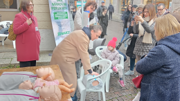 Bimbi salvati dal soffocamento