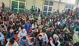Folla record per la festa di Eid al-Fitr