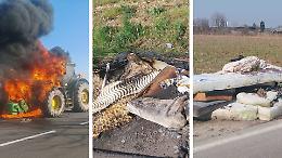 Trattore in fiamme e cumulo di rifiuti bruciati in via Picenengo