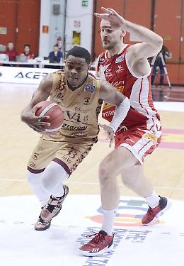 La Juvi Ferraroni aspetta un PalaRadi caldo per affrontare Livorno