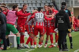 Bonazzoli risponde ad Adorante: per la Cremonese è (ancora) punto in rimonta allo Zini (1-1)