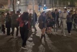 Invasioni Botaniche tra vinili e danza: Carmen infiamma il centro di Cremona