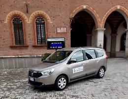 Dona l’auto ai servizi sociali e chiede l’anonimato: il benefattore commuove il Comune