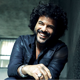 L'eleganza di Francesco Renga al CremonaDue Live Beats