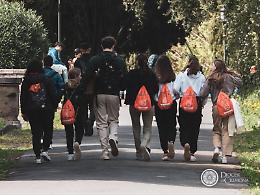 Giubileo, 900 giovani in pellegrinaggio verso Roma
