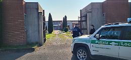 Nuovo furto nei cimiteri: rubate statue in bronzo da diverse tombe