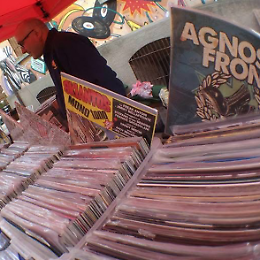 Il cortile del vinile: mercatino del disco VI edizione