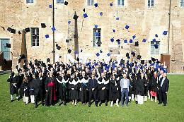 Novantadue tocchi in volo: Cremona celebra i suoi nuovi laureati