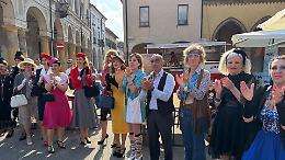 Vintage waves festival, sfilata d'altri tempi nel borgo