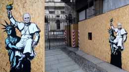 Il primo Papa americano celebrato da un murale nel cuore di Milano