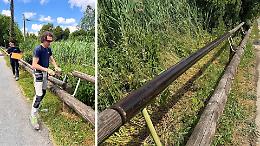 Sostituiti i vecchi guardrail di legno, ora via Piave è più sicura