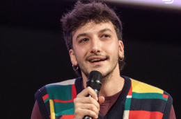 ‘Queer&Clear’: talk con Pietro Turano, portavoce della comunità LGBTQIA+