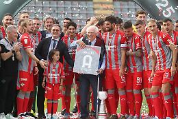 Arvedi: «Una gioia per tutta la città, la promozione è il premio al nostro spirito di squadra»