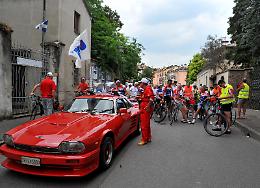 Avis, pedalando insieme per la solidarietà