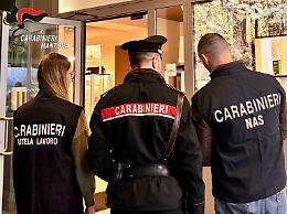 Kebab chiuso per gravi irregolarità igieniche e strutturali