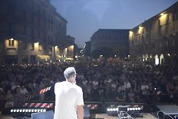 StraDeejay è un successo: in centro una notte magica 