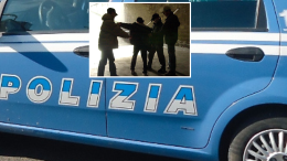 Rapinati dalla baby gang: botte all’uscita dal locale