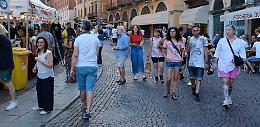 Saldi, balli e spettacoli per la seconda serata dei Giovedì d'estate