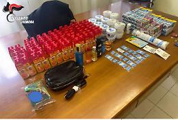 Furto da 1.350 euro in un supermercato: due arresti e quattro denunce