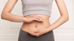 Pancia gonfia: ecco perché succede e cosa fare