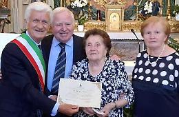 Grande festa per il secolo di Iole