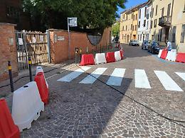 In via Decia si sperimenta la 'strada scolastica'