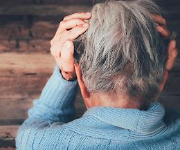 Anziano cade in casa, salvato dai servizi sociali