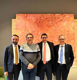 Credem sostiene Cammini Creativi: un'opera speciale nella filiale di via Verdi