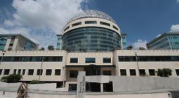 Investito da un&rsquo;auto: ferito 96enne