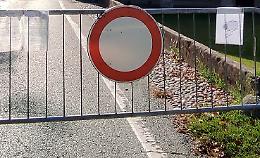 Chiusa al transito la corsia di via Zaist verso Piacenza