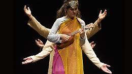 Pluto: risate dissacranti con i Sacchi di Sabbia