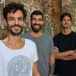 Noches Siqueiros - Feste a Casa con il trio P&oacute;lvora Negra