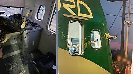 Oggetto sfonda il finestrino del treno, ferito il macchinista

