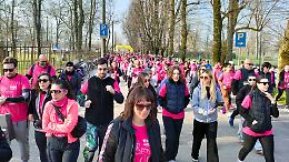 Duemilatrecento sorrisi colorano la citt&agrave;: successo per la  Corsa Rosa