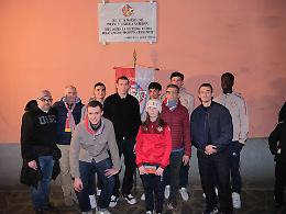 Cremonese, 123 anni di storia: tifosi in festa in piazza Sant&rsquo;Angelo