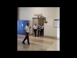 VIDEO Processo Sy: l'arrivo dell'imputato in tribunale