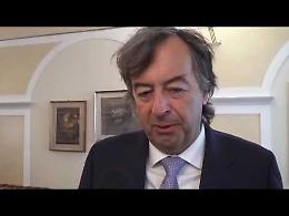 VIDEO Intervista al dottore Roberto Burioni, autore del libro 'Il vaccino non è un'opinione'