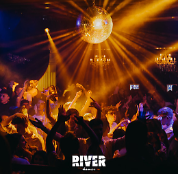 Al River House Club il party hip hop Rehab in Town