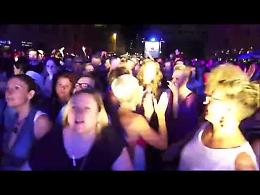 La serata StraDJvari in piazza Stradivari