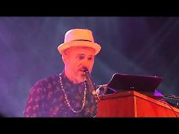 VIDEO Cremona, Samuel in concerto a Porta Mosa