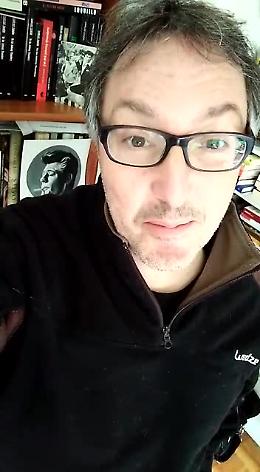 Giallo a palazzo: lunedì 18 novembre appuntamento con Carlos Zanòn