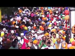 VIDEO Il corteo Sikh a Cremona per la Festa di Primavera