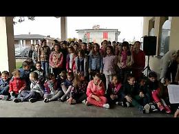 VIDEO I bimbi delle elementari di Pieranica recitano le poesie di Gianni Rodari