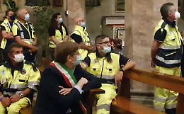 VIDEO  "Resterà la luce" eseguito dal gruppo "D'In..canto" diretto da Cesare Visioli 