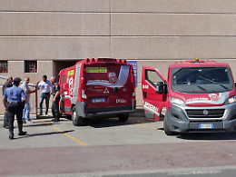 Sparatoria davanti a un centro commerciale a Mestre, due feriti